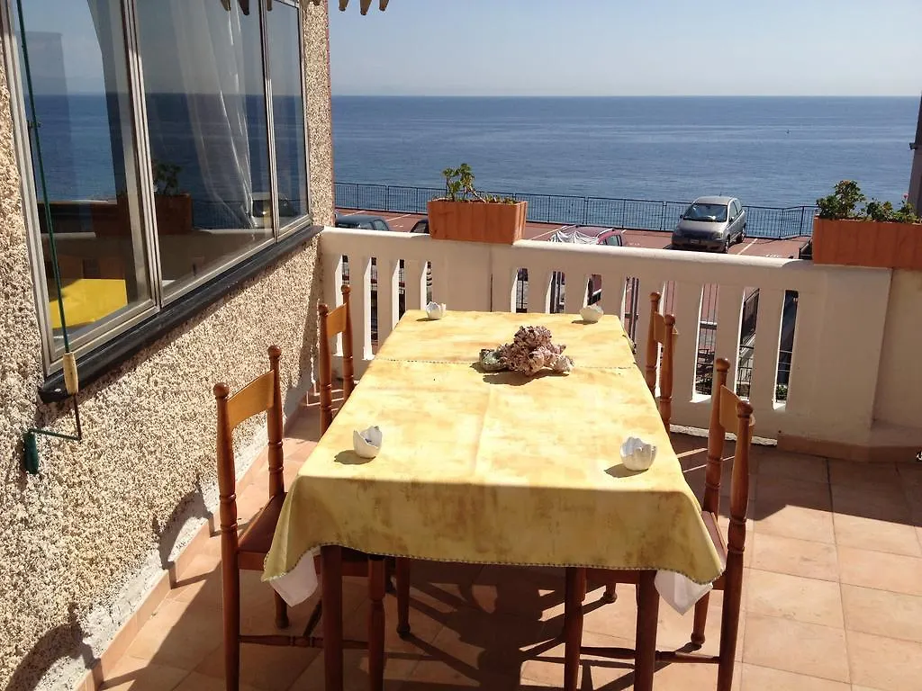 ברג'ג'י Albergo Miramare 0*,