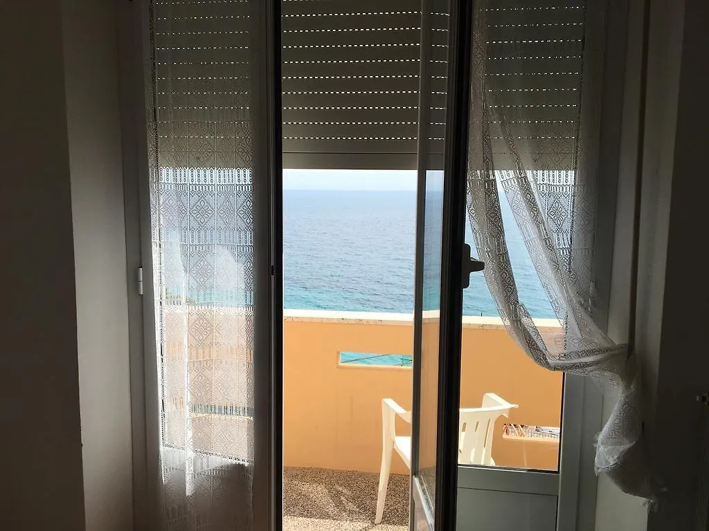 ברג'ג'י Albergo Miramare מלון